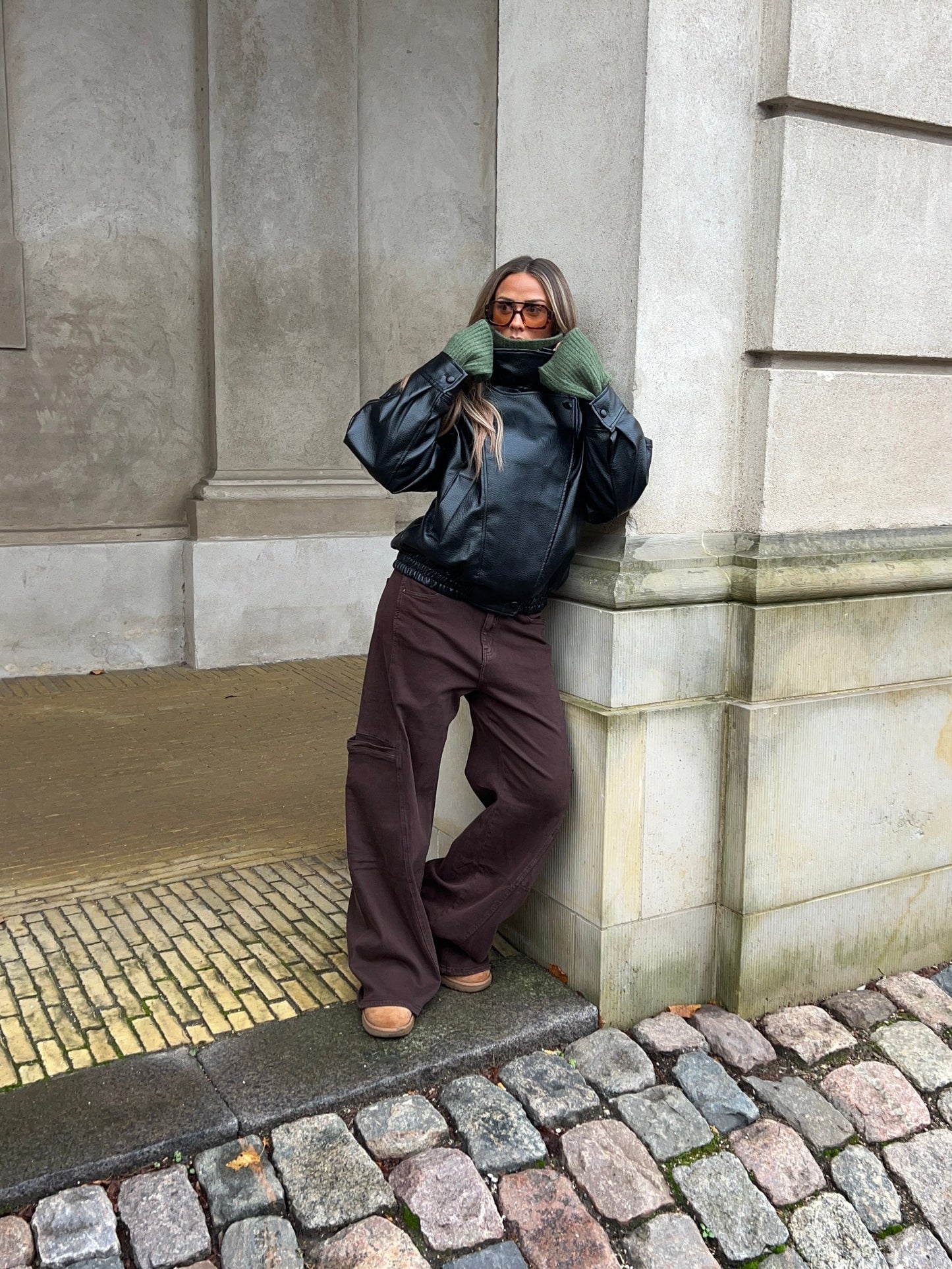 Althea Pocket Jeans - Brown