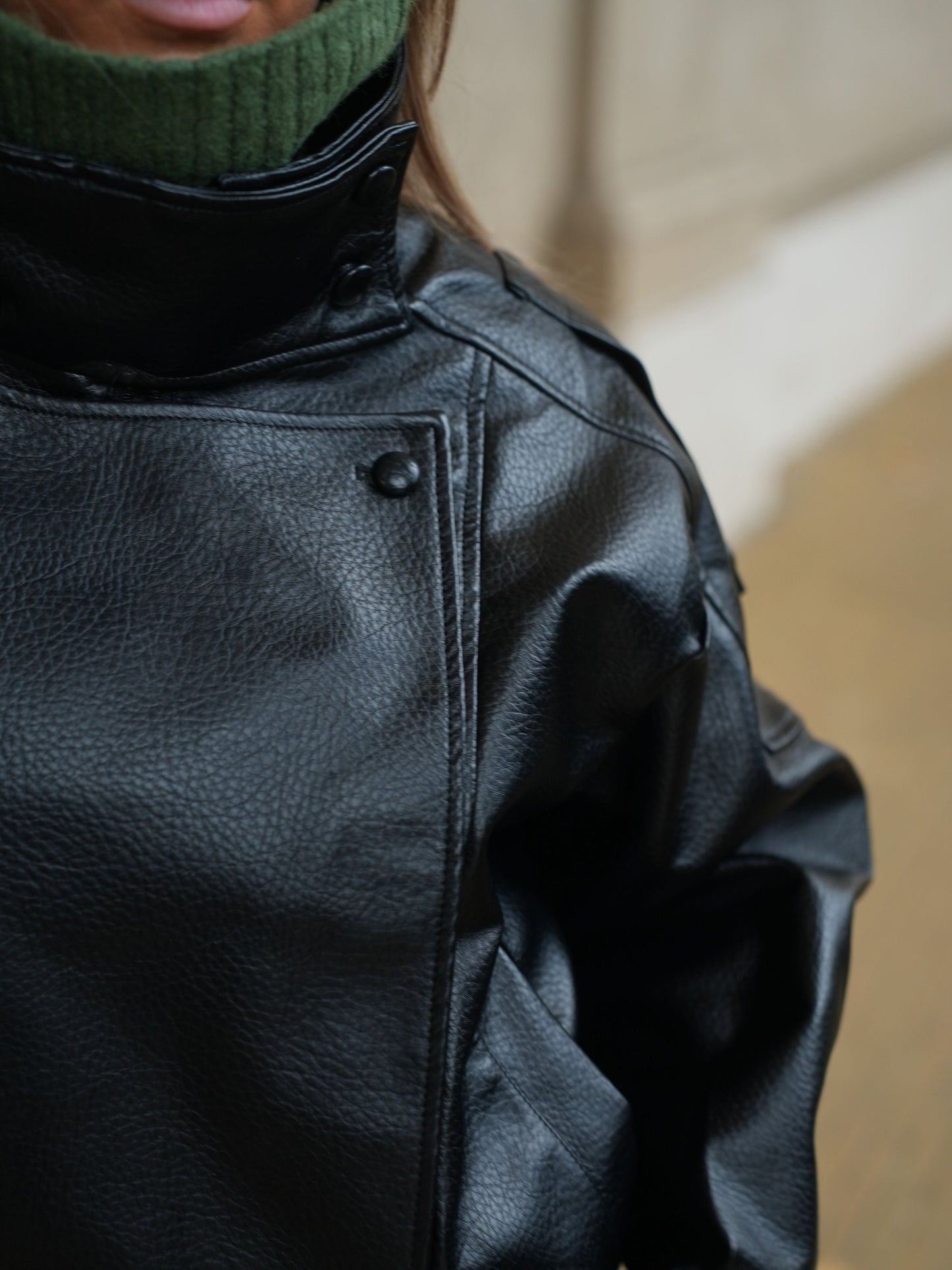 Linea Pu High Neck Jacket - Black